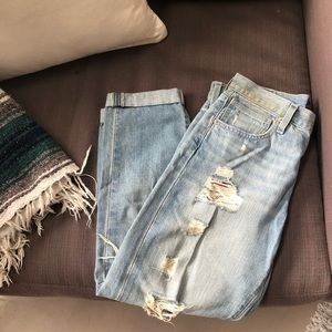 Lucky brand ripped boyfriend jeans 0/25